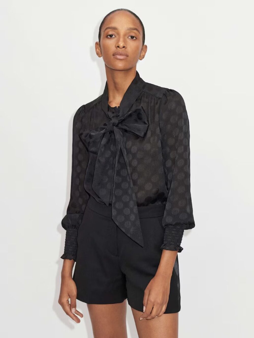 ME + EM PUSSYBOW BLOUSE -Black High Shine Luxury Polka Dots Sz 4